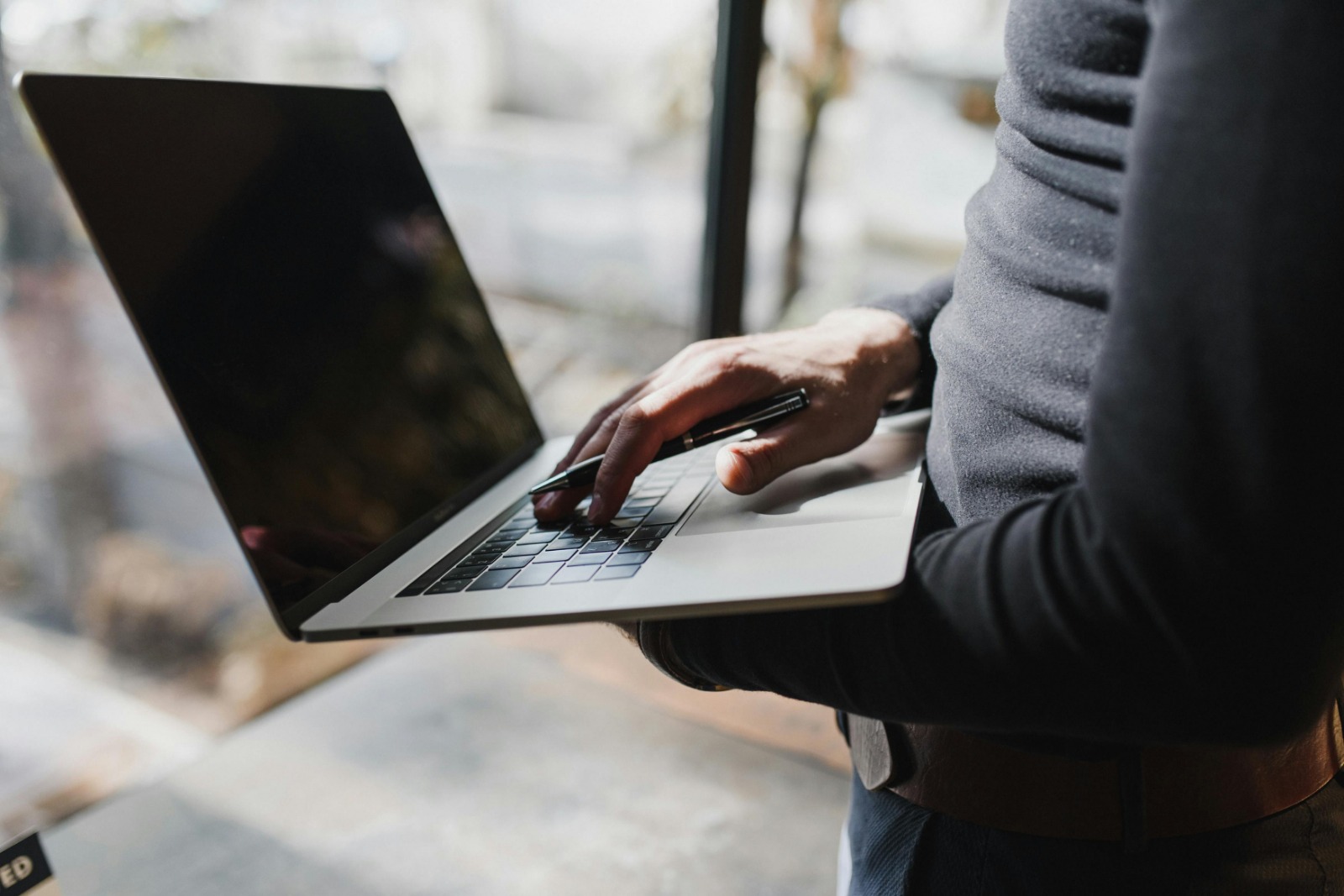 Scrape Linkedin Profiles Automatically with Clean Data