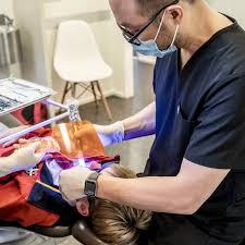 How Ceramic Braces Work to Straighten Your Smile