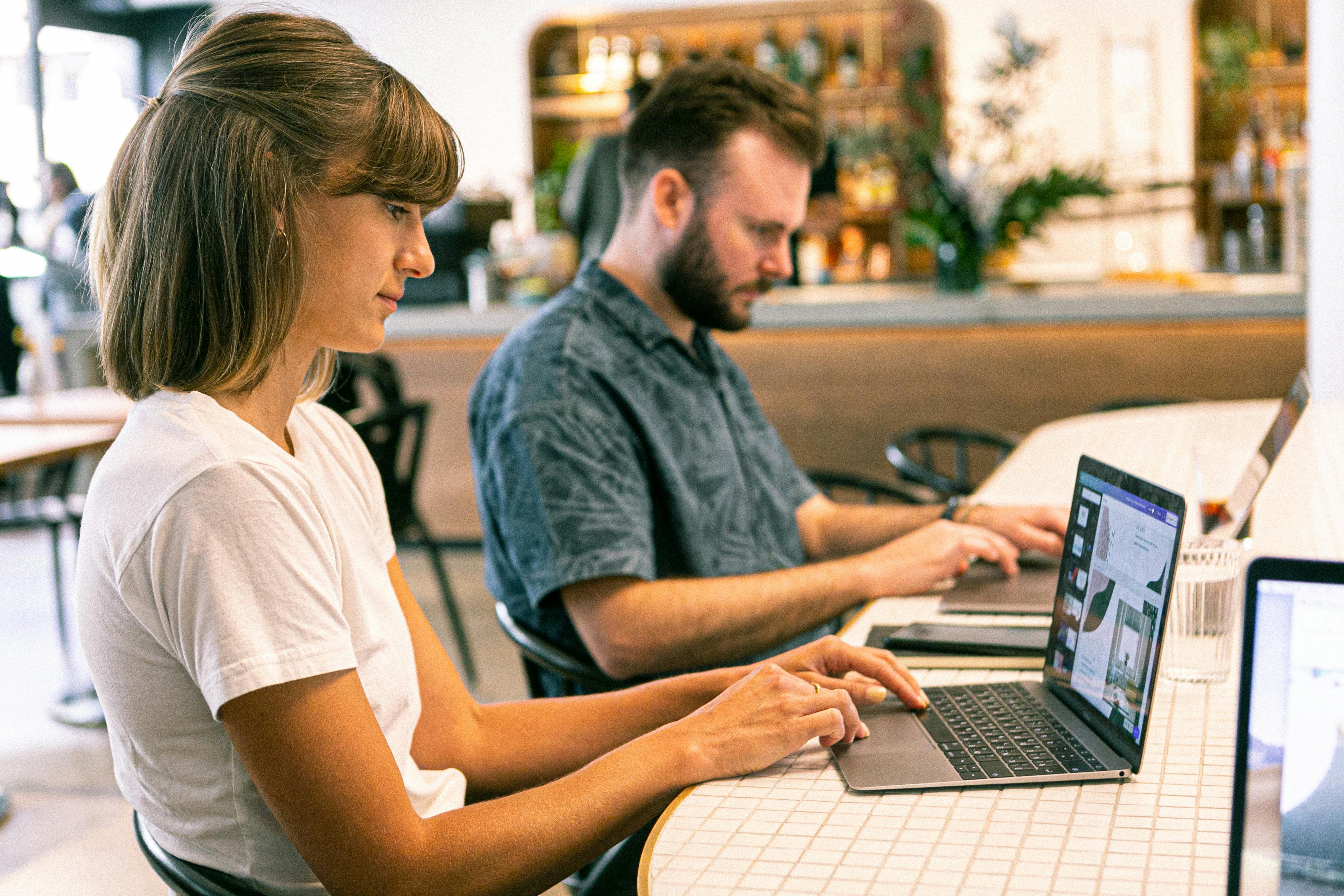 B2B Competitive Intelligence: Competitive Insights for Sales Growth