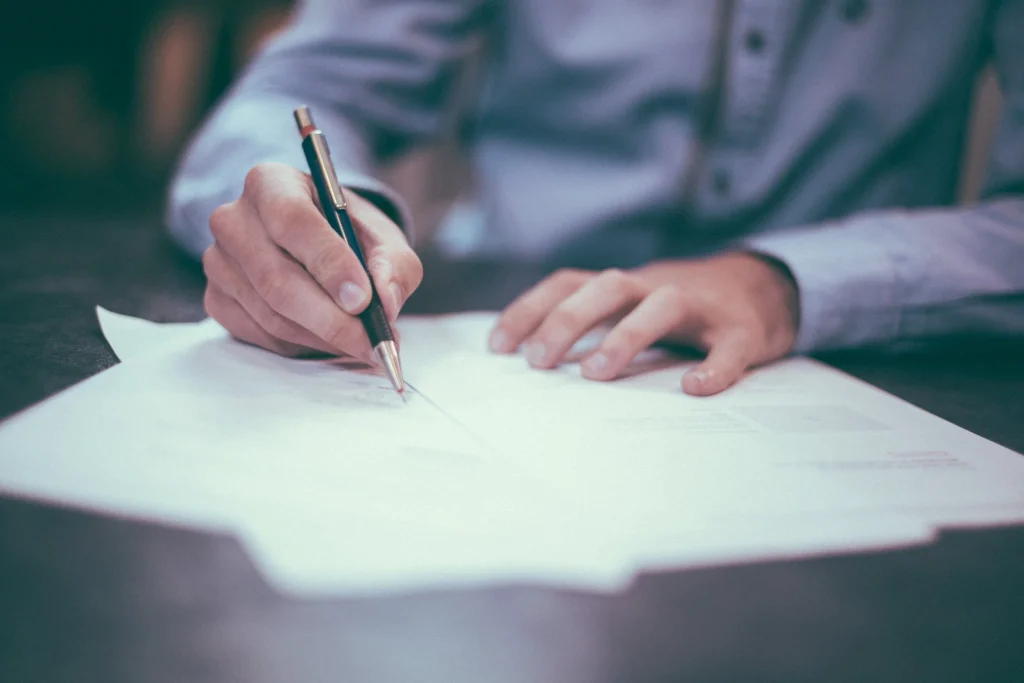 Make Informed Decisions with Our Bid-No-Bid Analysis Services